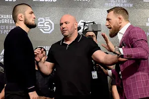 Khabib Nurmagomedov đấu với Conor McGregor: Trời long – đất lở