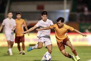 Đội bóng phố Núi mùa nào cũng phập phồng lo rớt hạng. Ảnh: VPF