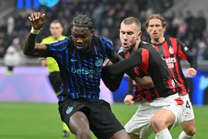 Derby thành Milan là cuộc chiến không khoan nhượng. Ảnh: THX