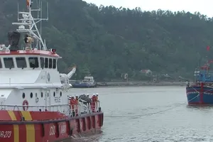 Cứu nạn thành công 19 ngư dân gặp nạn trên biển