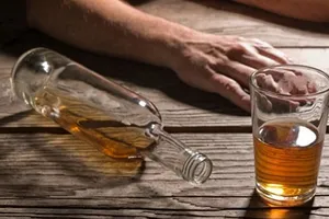 3 người chết, 1 người nguy kịch nghi do uống rượu thuốc ngâm cây rừng