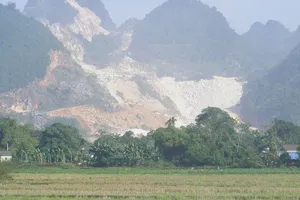 Một khu vực khai thác đá tại huyện Quỳ Hợp (Nghệ An)