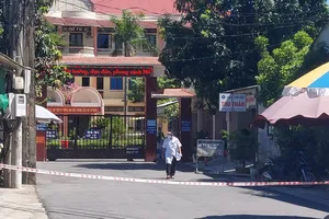 Nghệ An phát hiện 3 ca nghi mắc Covid-19 là cán bộ y tế