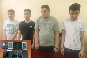 Các đối tượng và tang vật vụ án. Ảnh: Công an Thanh Hóa