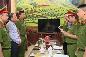 Thanh Hóa: Khởi tố, bắt tạm giam nguyên Chủ tịch UBND huyện Thường Xuân