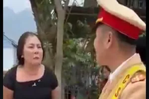 Làm rõ vụ người phụ nữ xúc phạm cảnh sát giao thông