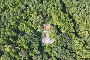 Đại Huệ non thiêng…