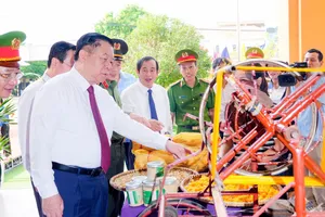 Trưởng Ban Tuyên giáo và Dân vận Trung ương dự Ngày hội toàn dân bảo vệ an ninh Tổ quốc tại Nghệ An 
