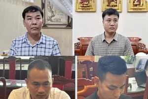 Thủ nhang đền Am Tiên tham gia đánh bạc