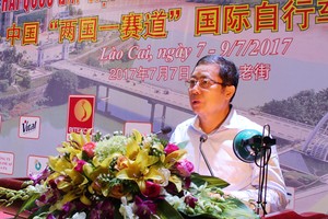 老街省人委會副主席阮青洋在閉幕式發表。（圖片來源：老街報電子版）