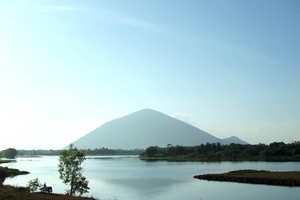 西寧黑婆山（圖片來源：互聯網）