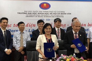 〔本報消息〕市人文社會科學大學昨(11)日上午在該大學會議室與台灣致理科技大學簽署合作合同。