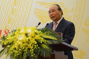 政府總理阮春福出席並發表指導意見。