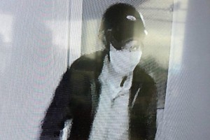 公安幹部住房失竊