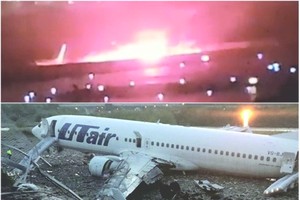 客機降落後引擎起火（上圖）；事後可見機身嚴重損毀（下圖）。