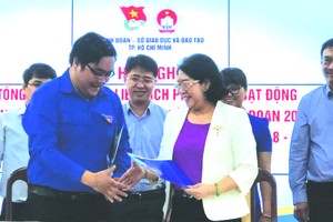 市教育與培訓廳與共青團市委簽署2018-2020年聯席合作備忘錄。