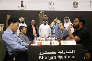 黎光廉〔左〕在比賽中。