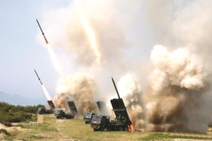 朝鮮火力打擊訓練現場一瞥。