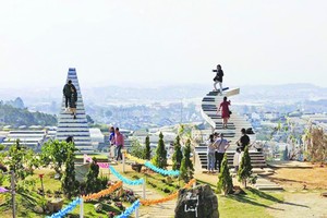 大勒「天梯」工程將被拆卸。