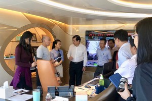 峴港領導赴美瞭解遊艇中心