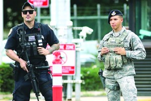 現場加強戒備。