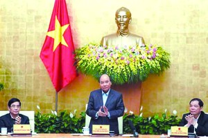 政府總理阮春福昨(21)日在河內市主持了促進農產品加工工業與農業機械化視像會議。會議旨在評價農林水產加工工業與農業機械化發展實況及確定措施、機制和政策結合的國家科技計劃。