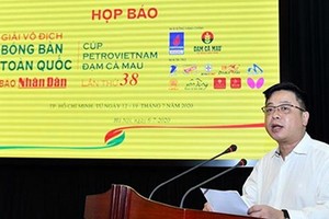 《人民報》社副總編輯、賽事組委會主任桂廷原在新聞發佈會上發言。