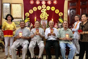 各70歲以上的林員獲得祝壽。
