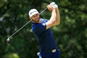 據當地媒體13日報導，排名世界第一的美國高爾夫球員約翰遜確診感染新冠病毒，並宣佈退出接下來在美國內華達州舉辦的CJ盃高爾夫球賽。