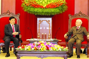 黨中央總書記、國家主席阮富仲接見中國國務委員、公安部長趙克志。