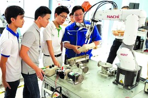 市高新技術園區研發新技術。