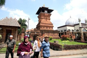 印尼是東南亞最大的市場，加上當地 居民消費力日漸提升，健康意識增強， 醫療業發展潛力龐大。