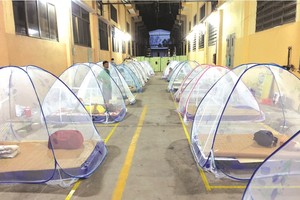 美好公司在廠房為員工佈置達防疫要求 的歇息場所。