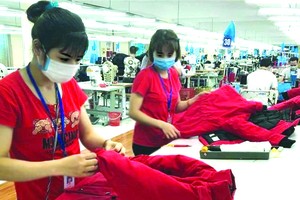 各企業創造條件讓勞工盡早返崗生產。 