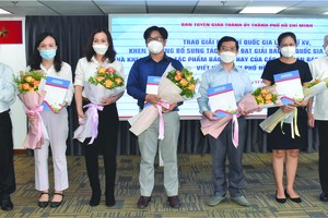 市委宣教處昨(17)日上午舉行第十五屆國家新聞獎，補充獎勵第十五 屆國家新聞獎獲獎作品與中央新聞機關撰寫有關本市優秀作品的頒獎儀式。