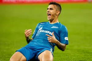 Paredes trong màu áo của Zenit