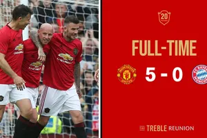 Huyền thoại Manchester United - Huyền thoại Bayern Munich 5-0