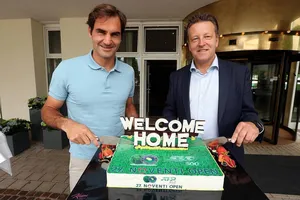 Roger Federer quay trở về "nhà" ở Halle Open