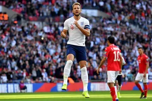 Harry Kane ăn mừng sau khi ghi bàn vào lưới Bulgaria