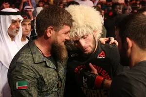 Ông Raman Kadyrov luôn thân thiết với Khabib và gia đình