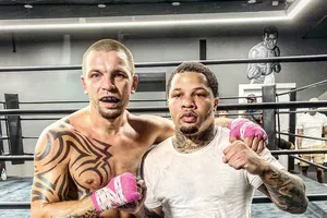 Ban đầu, quan hệ giữa Redkach và Gervonta (phải) rất tốt...