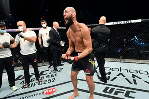 Khamzat Chimaev đang là kẻ thù mới nhất của Conor McGregor