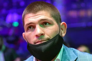 Khabib đang bị đau răng