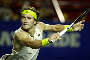 Zverev đã "tả xung hữu đột" suốt từ cuối mùa trước đến giờ, nhưng vẫn xếp sau Federer