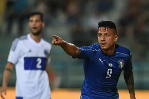 Lapadula lập "hattrick" cho tuyển Ý "B"