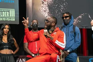 Dentay Wilder bình yên trước giông bão