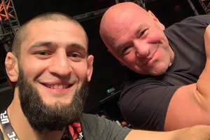 Ông bầu trọc đầu Dana White khá thân với Khamzat Chimaev
