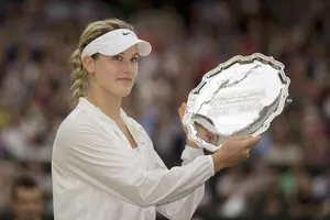 Bouchard khi giành vị trí Á quân Wimbledon 2014