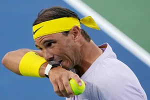 Rafael Nadal để thua đầy lo lắng trước US Open