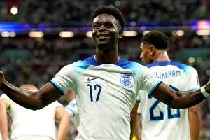 Bukayo Saka đang tỏa sáng trong màu áo tuyển Anh ở World Cup 2022
